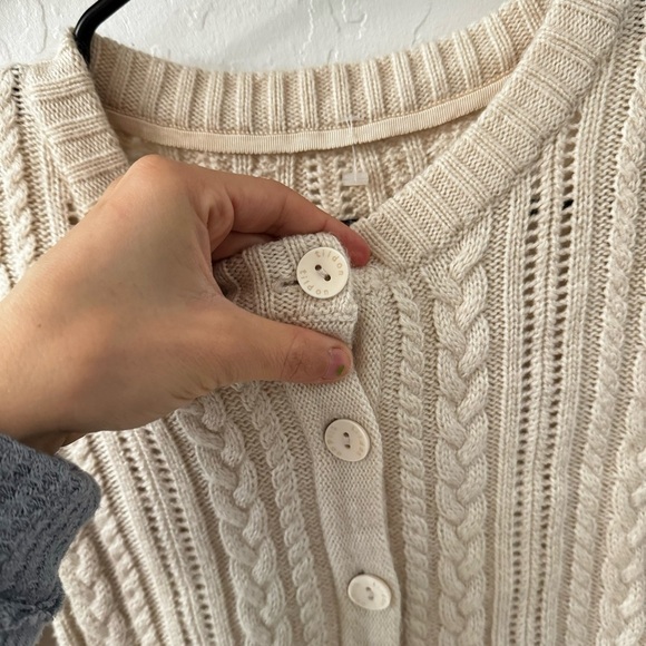 Tildon Cream Tan Button Front Fitted Knit Cardigan - Picture 2 of 6